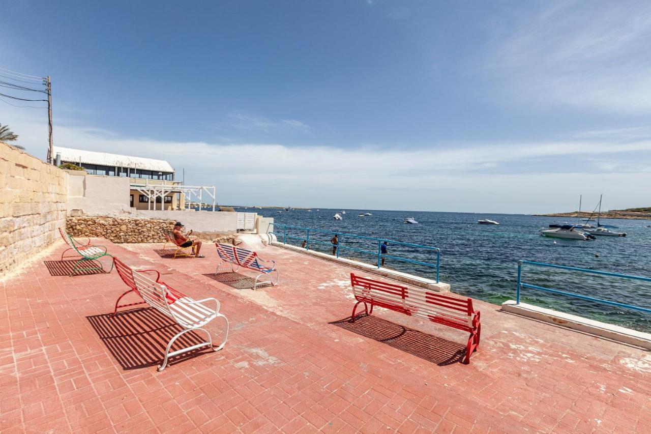 Z4 - Seafront Apartment خليج سانت بول المظهر الخارجي الصورة